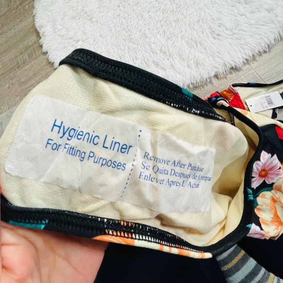 Miracle Brands Black Floral Swimsuit NWT Sz 8 - Picture 6 of 9